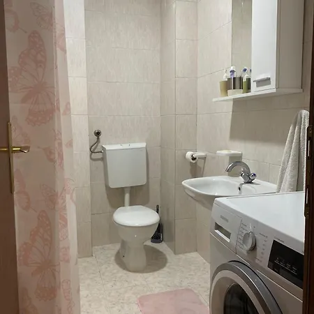 Luka Apartamento *